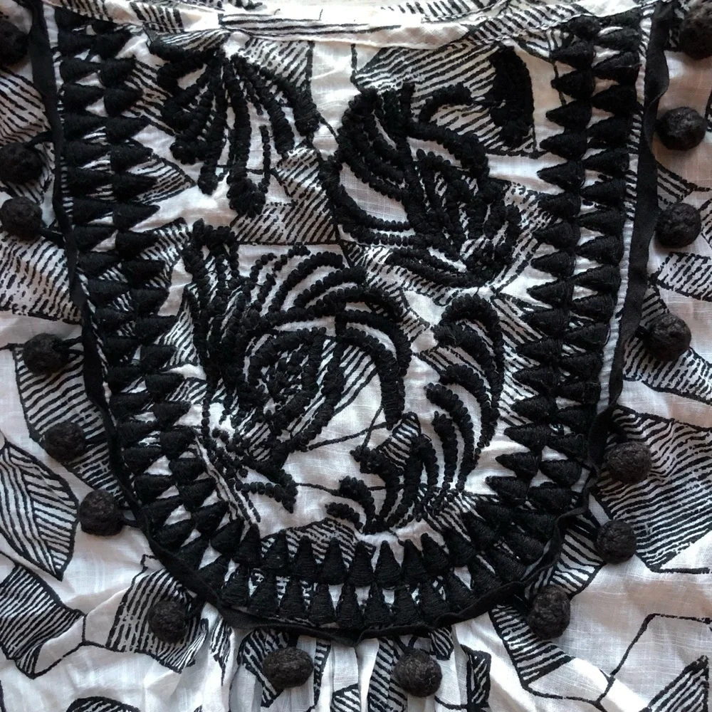Anthropologie Floreat Embroidered Cuata Top - Picture 6 of 7